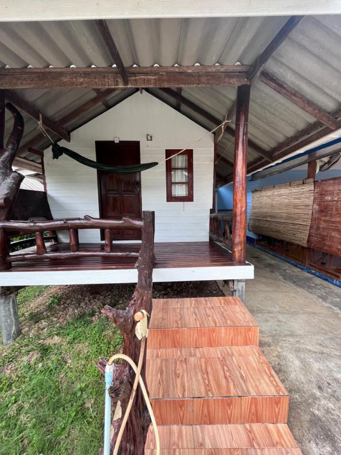 Pyramid Bungalow 호텔 Ban Laem Sai 외부 사진